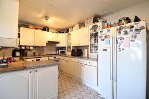 Kitchen- click for photo gallery